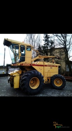 holland-harvester-fx-2205-big-2