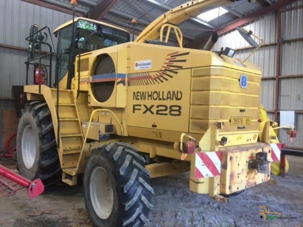new-holland-fx28-big-0