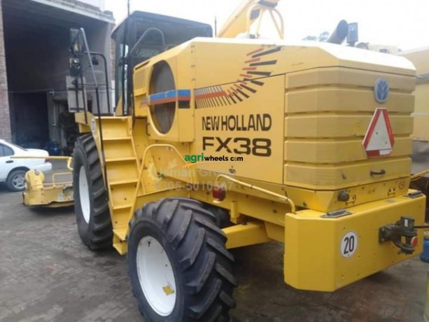 new-holland-fx-38-big-1